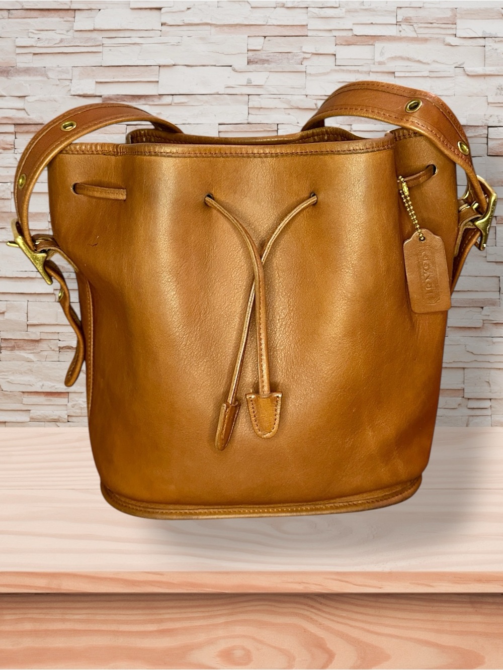 Coach “Lula’s Legacy” Vintage 1996 Glove-Tanned Leather Drawstring Bucket Bag - Picture 3 of 13
